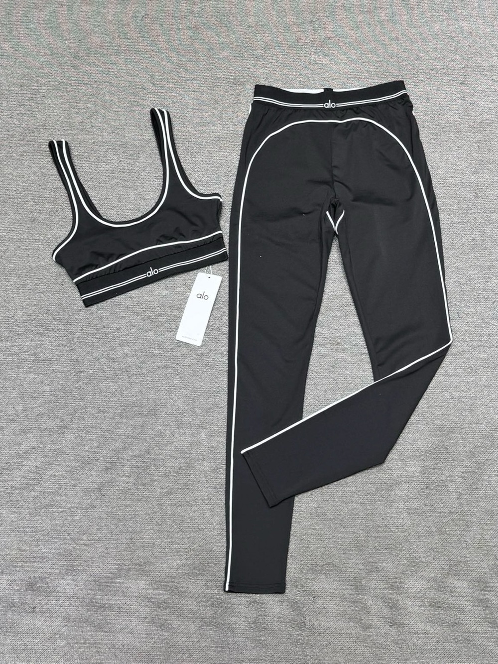 ALO Yoga Black Active Legging & Sports Bra Set with White Piping